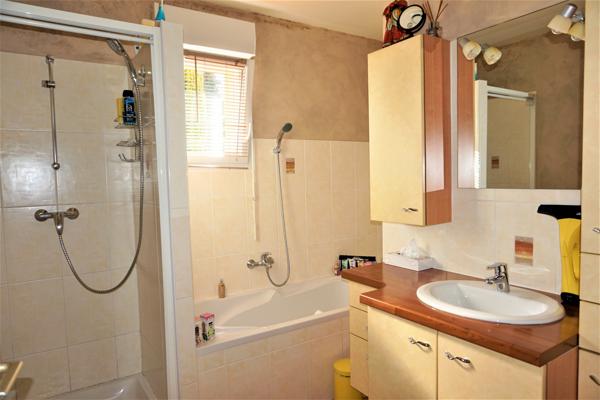 Maison contemporaine, de plain pied, de 2003