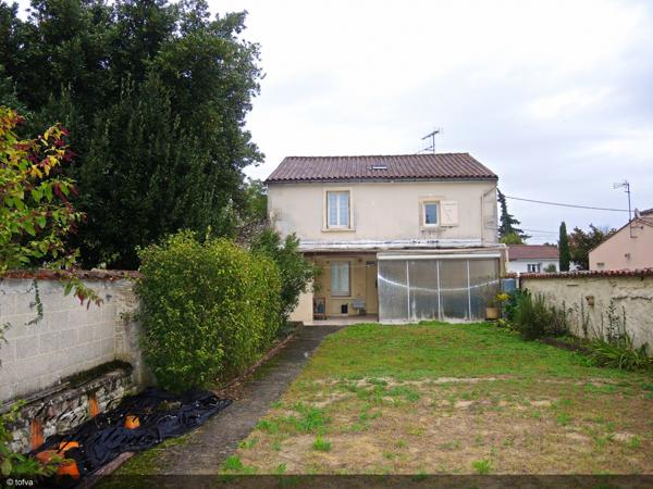 Cognac (16100) Maison avec jardin et garage quartier St Martin