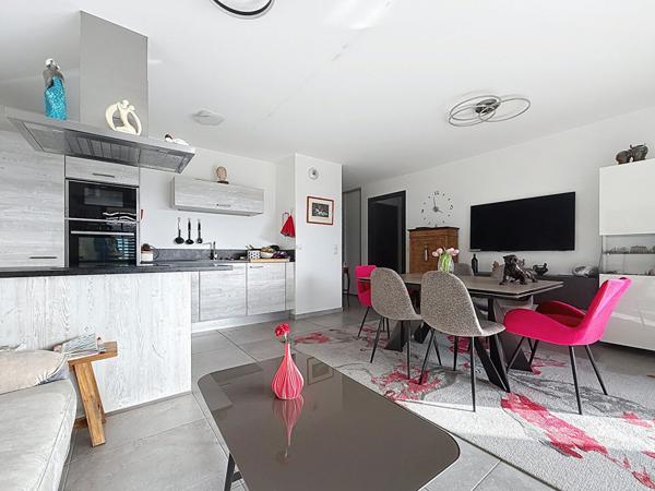 T3 MAURICE FAURE DANTON 65 m² avec terrasse de 21 m² un garage et un stationnement