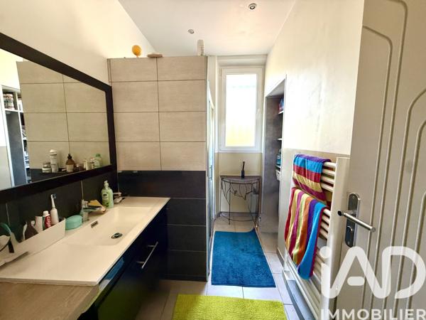 Maison à vendre 6 pièces 123 m² Fréjus