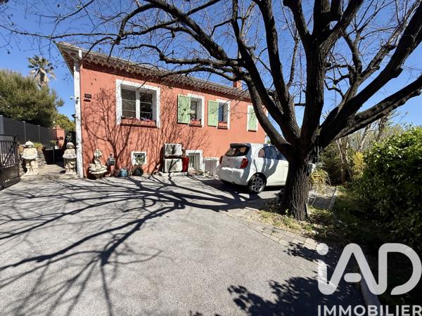Maison à vendre 6 pièces 123 m² Fréjus