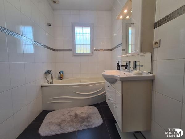 Maison - À vendre - 135 m² - LEVES | The Door Man