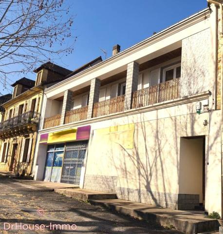 Immeuble à vendre 12 pièces de 400 m²