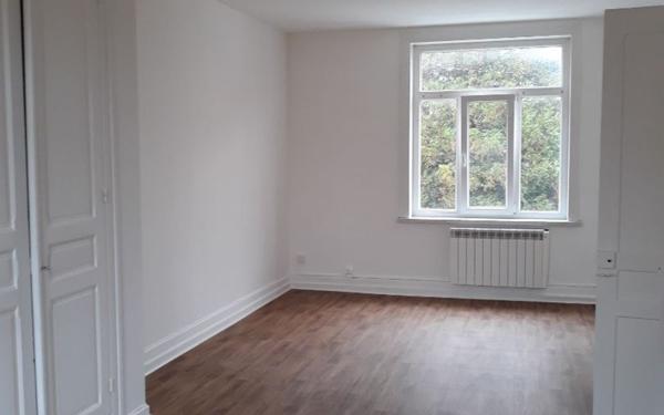 Appartement à louer    2 pièces • 71 m2 Hazebrouck