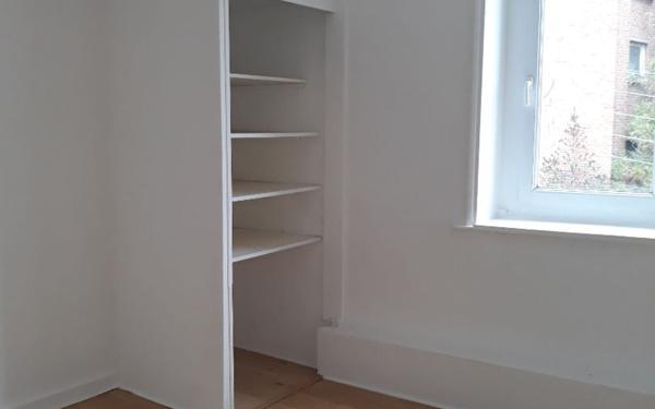 Appartement à louer    2 pièces • 71 m2 Hazebrouck