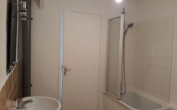 Appartement à louer    2 pièces • 71 m2 Hazebrouck