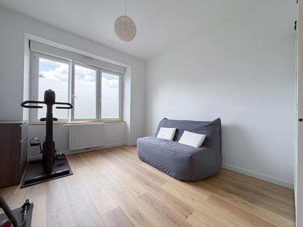 ANGERS - PARC DU PIN | MAISON RÉNOVÉE DE 109 M² - 3 CHAMBRES DONT UNE AU RDC - JARDIN & STATIONNEMENT