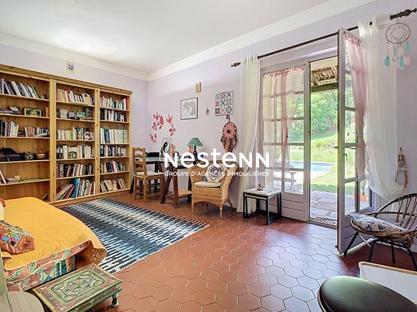 Maison Bully 183 m2 - 4 chambres - grand jardin - piscine - dépendances