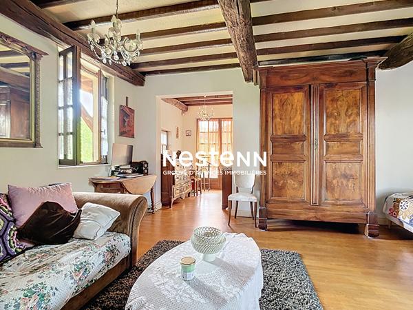 Maison Bully 183 m2 - 4 chambres - grand jardin - piscine - dépendances