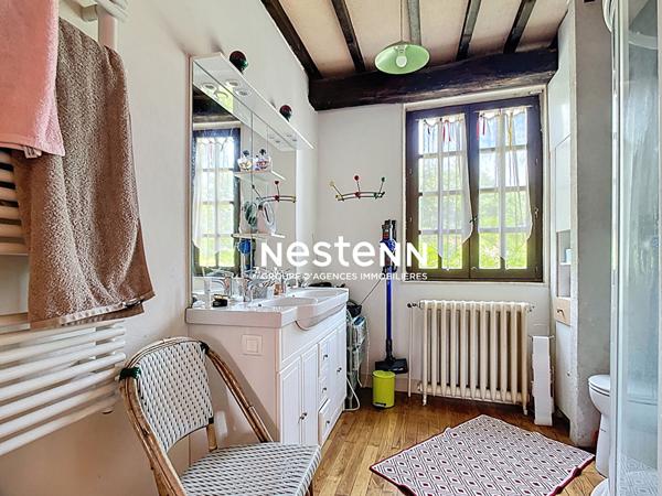 Maison Bully 183 m2 - 4 chambres - grand jardin - piscine - dépendances