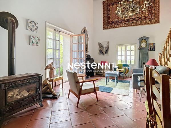 Maison Bully 183 m2 - 4 chambres - grand jardin - piscine - dépendances