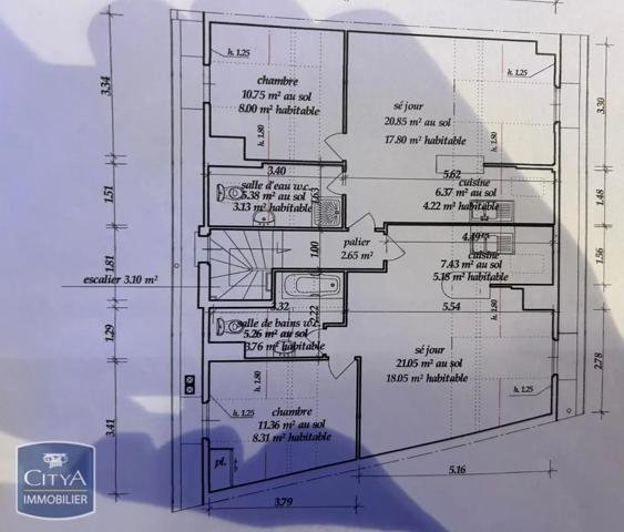 Immeuble à vendre 566m²