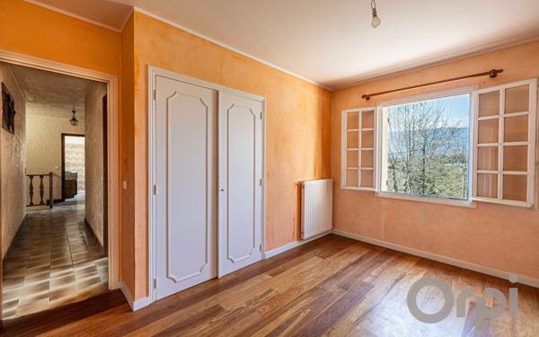Maison à vendre    6 pièces • 195 m2 Colomars