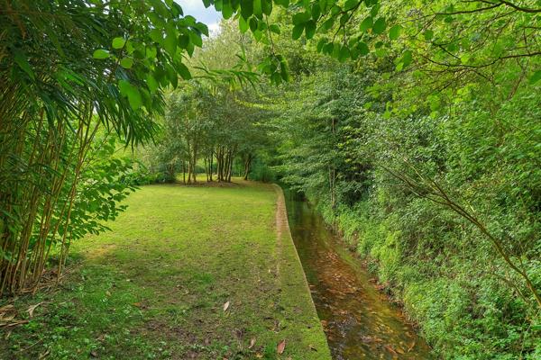 Landivisiau (29400) Propriété de caractère – Ancien moulin au bord de l’eau, Bodilis