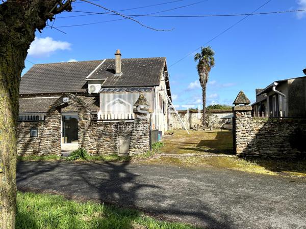 Maison 3 chambres dans le centre de DANGE SAINT ROMAIN