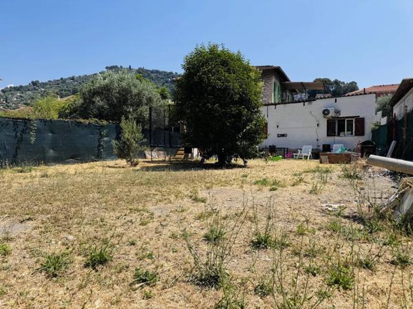 🏡 EXCLUSIVITÉ – Drap – Maison familiale avec jardins, terrasse et stationnement privé