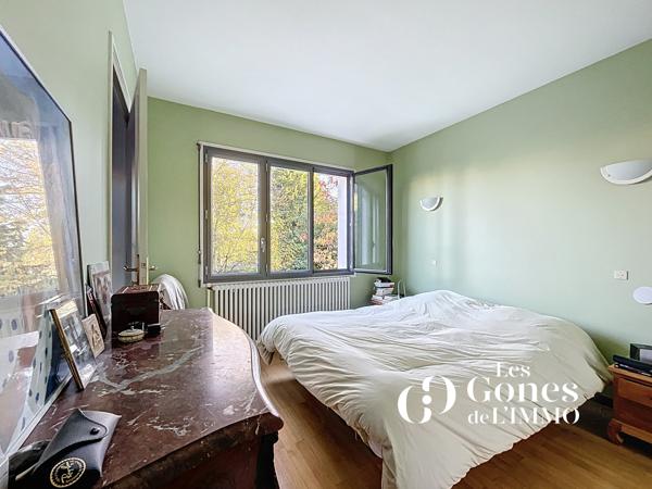 Maison 7 pièce(s) 6 chambre(s) 182 m²