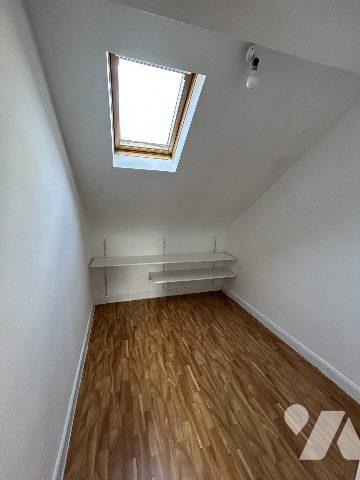 Maison bourgeoise avec jardin et garage