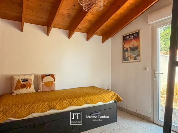 Maison
                                                                                                                                                                                                                                                                                                                        3 pièce(s)                                                                                                                                                                                                          2 chambre(s)                                                                                                                                                                                                          54  m²