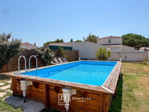 Maison
                                                                                                                                                                                                                                                                                                                        3 pièce(s)                                                                                                                                                                                                          2 chambre(s)                                                                                                                                                                                                          54  m²
