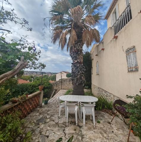 Maison 125 M²- 350 m² Terrain - Vue mer