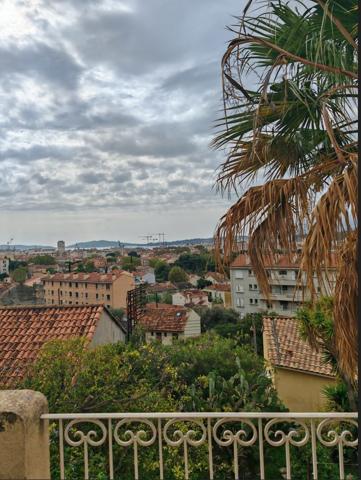 Maison 125 M²- 350 m² Terrain - Vue mer