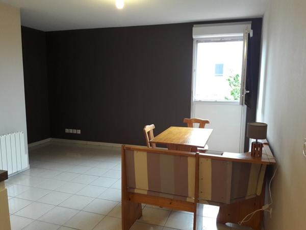 Appartement à vendre |  L'Isle-d'Abeau |  1 pièce | 26 m²