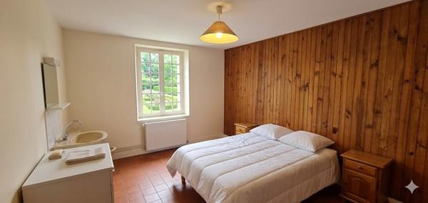 Maison à vendre |  Montguyon |  11 pièces | 222 m²