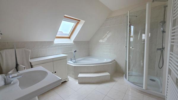 A VENDRE - 37510 BALLAN-MIRE Maison 6 pièces