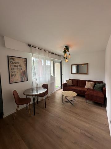 Appartement meublé, face à l'hippodrome