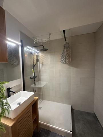Appartement meublé, face à l'hippodrome