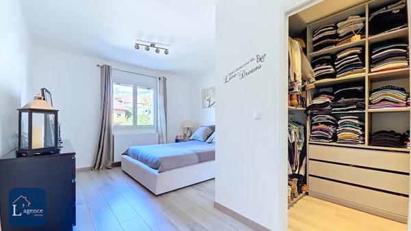 Villa T6 Belles prestations Sous-sol Chevry 01170