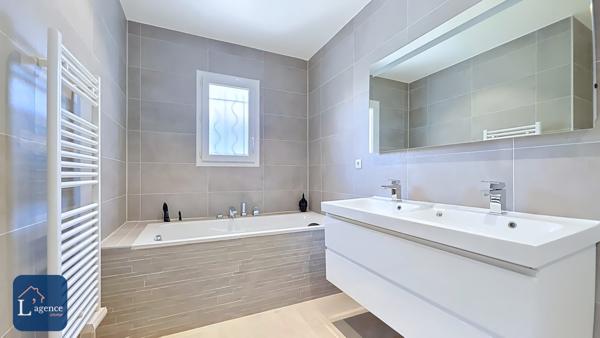 Villa T6 Belles prestations Sous-sol Chevry 01170