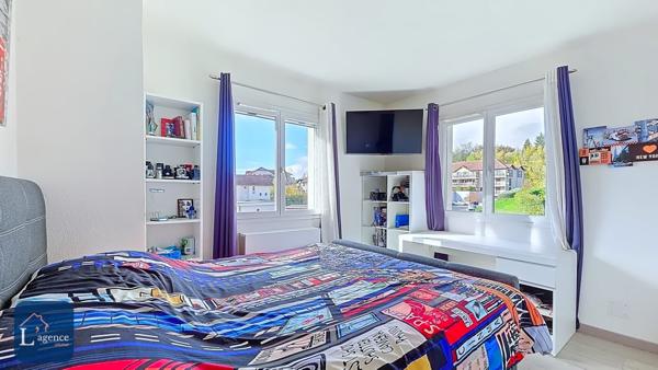 Villa T6 Belles prestations Sous-sol Chevry 01170