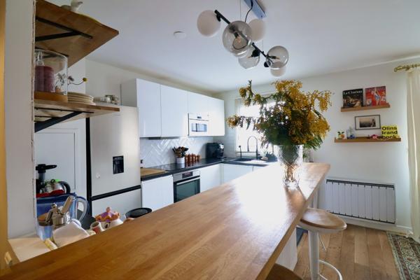 T5 proximité immédiate métro gabriel peri proche école box+cave