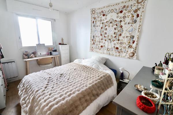 T5 proximité immédiate métro gabriel peri proche école box+cave