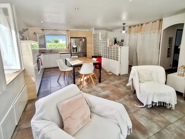 Maison Rognac Barjacquets plain pied