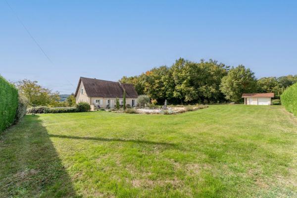 Propriété familiale avec piscine et dépendances - Bassillac-et-Auberoche, aux portes de Périgueux Bassilac