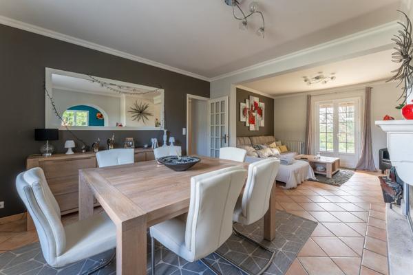 Propriété familiale avec piscine et dépendances - Bassillac-et-Auberoche, aux portes de Périgueux Bassilac