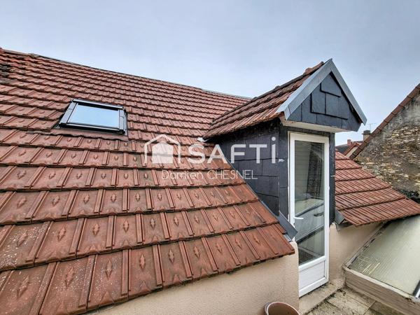 Immeuble de rapport centre-ville Saint-Amand-Montrond – 2 duplex loués – 14 % brut – Sans copropriété