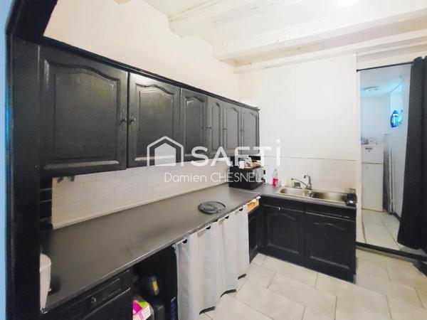 Immeuble de rapport centre-ville Saint-Amand-Montrond – 2 duplex loués – 14 % brut – Sans copropriété