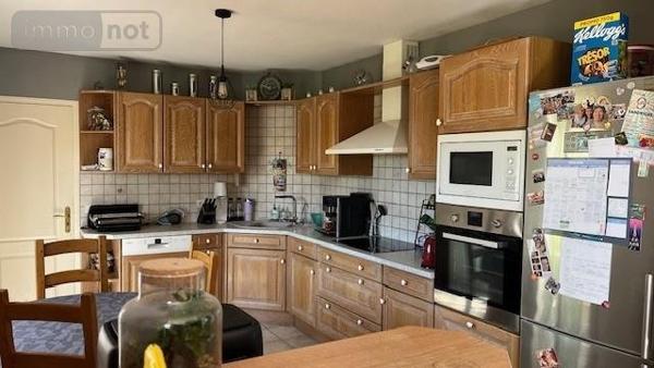 Maison à vendre à Luynes dans l'Indre-et-Loire (37230), ref : 999/3753   
LUYNES
