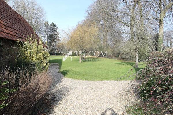 Maison 7 pièce(s) 5 chambre(s) 209 m²