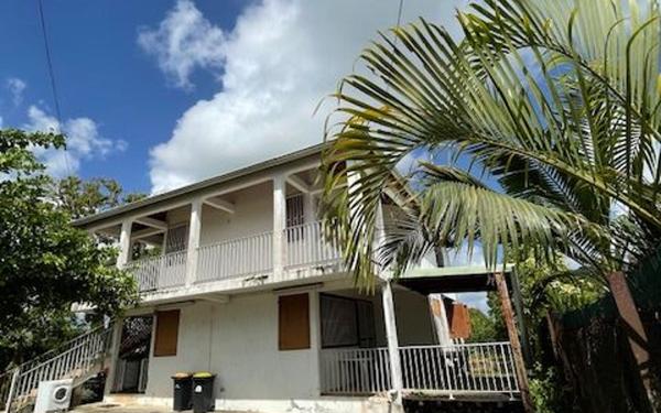 Maison à vendre    6 pièces • 140 m2 Baie-Mahault