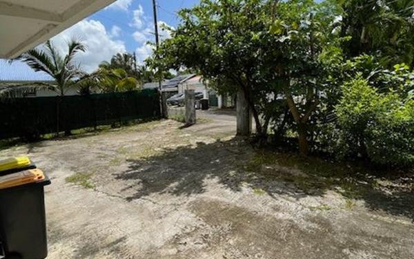 Maison à vendre    6 pièces • 140 m2 Baie-Mahault
