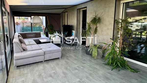 Guécélard – Grand Pavillon Lumineux avec Jardin et Véranda !