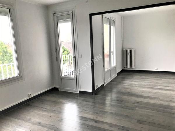 GRAND T1 BIS AVEC BALCON RENOVE - SECTEUR BD DES BELGES