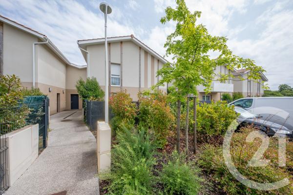 Maison à vendre  4 pièces - 84,56 m2 LE HAILLAN - 33