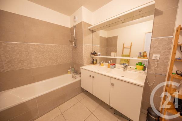 Maison à vendre  4 pièces - 84,56 m2 LE HAILLAN - 33