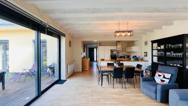 Département du Finistère (29) - Quimper - Quartier du Braden – Maison de type 7 de 164 m² habitable - Double garage - Terrain de 260 m².